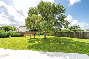 300 SW Prima Vista Blvd, Port Saint Lucie, FL 34983 - Photo 15