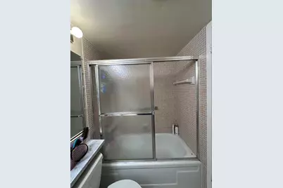 1090 Cornwall E, Boca Raton, FL 33434 - Photo 5