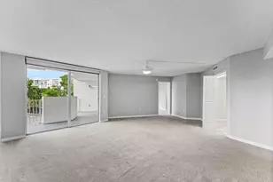 1300 NE Miami Gardens Dr, Miami, FL 33179 - Photo 11