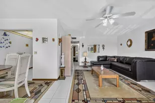 253 Northampton M, West Palm Beach, FL 33417 - Photo 5