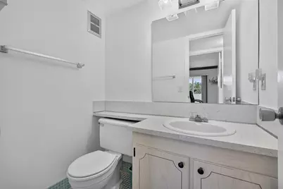 253 Northampton M, West Palm Beach, FL 33417 - Photo 9