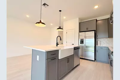 121 SE Birch Terrace, Stuart, FL 34997 - Photo 7