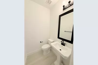 121 SE Birch Terrace, Stuart, FL 34997 - Photo 9