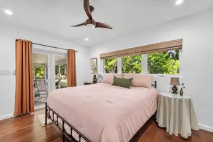 545 NW 7th St, Boca Raton, FL 33432 - Photo 11