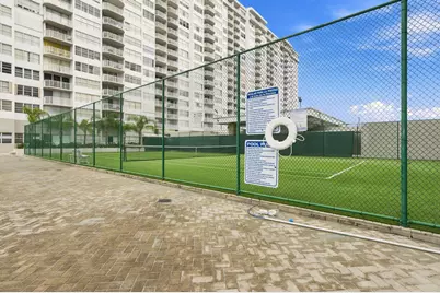 18021 Biscayne Boulevard #901, Aventura, FL 33160 - Photo 35
