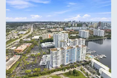 18021 Biscayne Boulevard #901, Aventura, FL 33160 - Photo 41