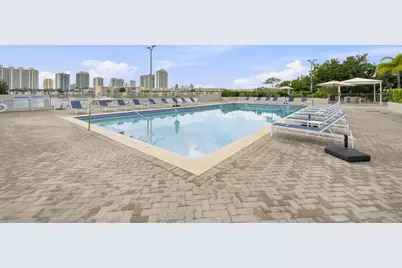 18021 Biscayne Boulevard #901, Aventura, FL 33160 - Photo 31