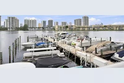 18021 Biscayne Boulevard #901, Aventura, FL 33160 - Photo 33