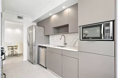 18021 Biscayne Boulevard #901, Aventura, FL 33160 - Photo 11