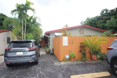 724 NE 23rd Drive, Wilton Manors, FL 33305 - Photo 11