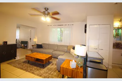 724 NE 23rd Drive, Wilton Manors, FL 33305 - Photo 3