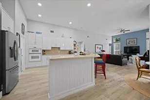 15522 Cypress Park Dr, Wellington, FL 33414 - Photo 9