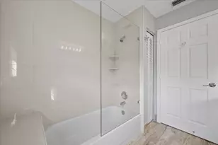 15522 Cypress Park Dr, Wellington, FL 33414 - Photo 27