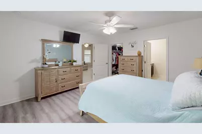 5557 SE Isabelita Avenue, Stuart, FL 34997 - Photo 23