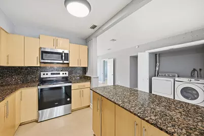 740 E Evanston Circle, Fort Lauderdale, FL 33312 - Photo 19