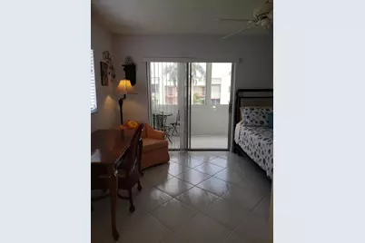 904 Flanders Drive S, Delray Beach, FL 33484 - Photo 3