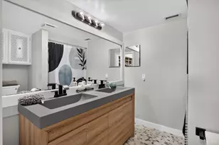 5626 Coral Lake Dr, Margate, FL 33063 - Photo 15