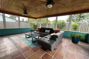 9135 Saddlecreek Dr, Boca Raton, FL 33496 - Photo 13
