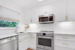 139 Sunrise Ave, Palm Beach, FL 33480 - Photo 9