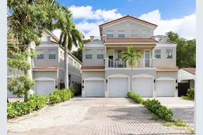 213 SW 11th Street #213, Fort Lauderdale, FL 33315 - Photo 1