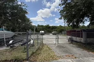 2741 E Taft St, Hollywood, FL 33020 - Photo 7