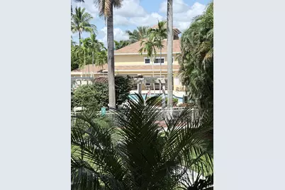 6426 Emerald Dunes Drive #205, West Palm Beach, FL 33411 - Photo 11