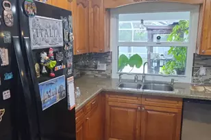 1134 SE Mendoza Ave, Port Saint Lucie, FL 34952 - Photo 11