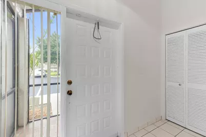 1001 NW 79th Avenue, Plantation, FL 33322 - Photo 7