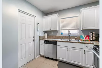 1114 S M Street, Lake Worth Beach, FL 33460 - Photo 11