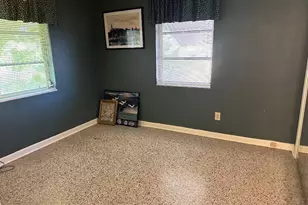 1075 James Rd, Lantana, FL 33462 - Photo 9
