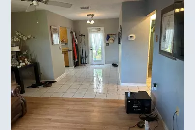 1075 James Road, Lantana, FL 33462 - Photo 3