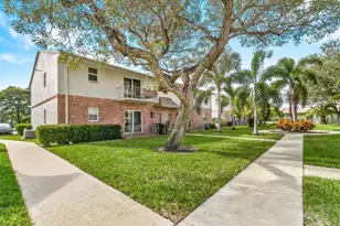 2037 S Seacrest Blvd, Boynton Beach, FL 33435 - Photo 5