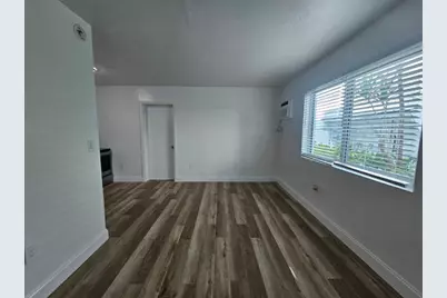 7720 Abbott Avenue #6, Miami Beach, FL 33141 - Photo 3