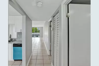 7601 Byron Avenue #3C, Miami Beach, FL 33141 - Photo 13