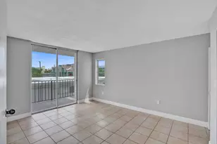 7601 Byron Ave, Miami Beach, FL 33141 - Photo 19