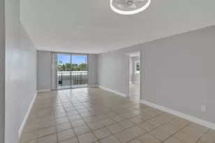 7601 Byron Ave, Miami Beach, FL 33141 - Photo 5