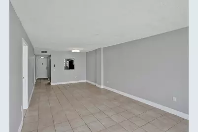 7601 Byron Avenue #3C, Miami Beach, FL 33141 - Photo 7