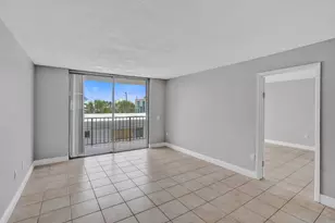 7601 Byron Ave, Miami Beach, FL 33141 - Photo 17