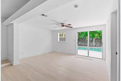 898 SW 10th Avenue, Boca Raton, FL 33486 - Photo 9