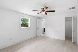898 SW 10th Ave, Boca Raton, FL 33486 - Photo 17