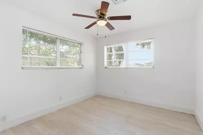898 SW 10th Avenue, Boca Raton, FL 33486 - Photo 21