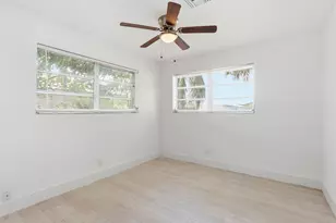 898 SW 10th Ave, Boca Raton, FL 33486 - Photo 21