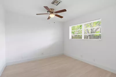 898 SW 10th Avenue, Boca Raton, FL 33486 - Photo 23
