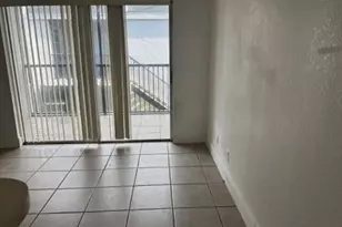 4425 Treehouse Ln, Tamarac, FL 33319 - Photo 3