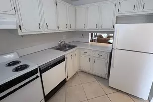 2901 NW 46th Ave, Lauderdale Lakes, FL 33313 - Photo 11
