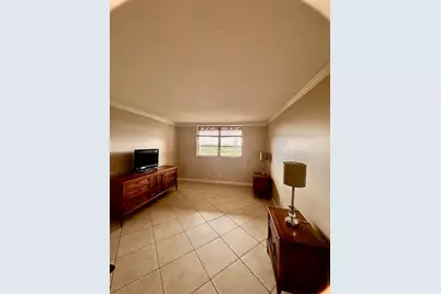 2901 NW 46th Avenue #405, Lauderdale Lakes, FL 33313 - Photo 5