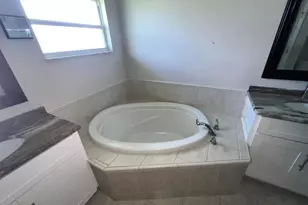 111 Shaddock Dr, Auburndale, FL 33823 - Photo 29