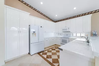 11637 Pamplona Boulevard, Boynton Beach, FL 33437 - Photo 7