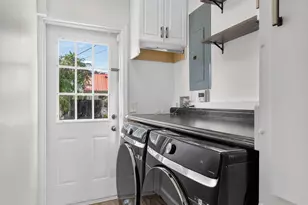 5678 Cinnamon Dr, West Palm Beach, FL 33415 - Photo 25