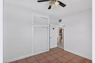 5678 Cinnamon Drive, West Palm Beach, FL 33415 - Photo 19